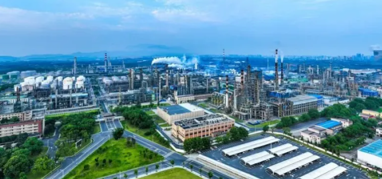 2025年北大青鸟计算机培训课程体系升级与就业方向解析
